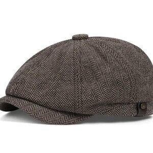 Gatsby / Drivers Cap / Newsboy Cap in Khaki. Brand New / Never Worn